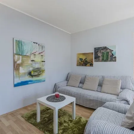 Apartment Irena *